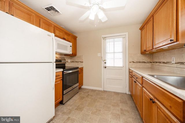 746 N HANOVER ST, Pottstown, PA 19464