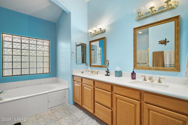 13832 E Calle Nobleza, Vail, AZ 85641