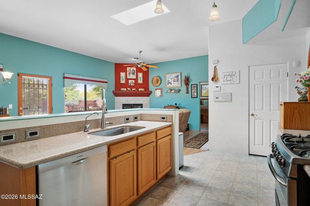 13832 E Calle Nobleza, Vail, AZ 85641