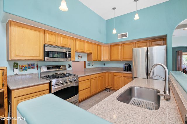 13832 E Calle Nobleza, Vail, AZ 85641