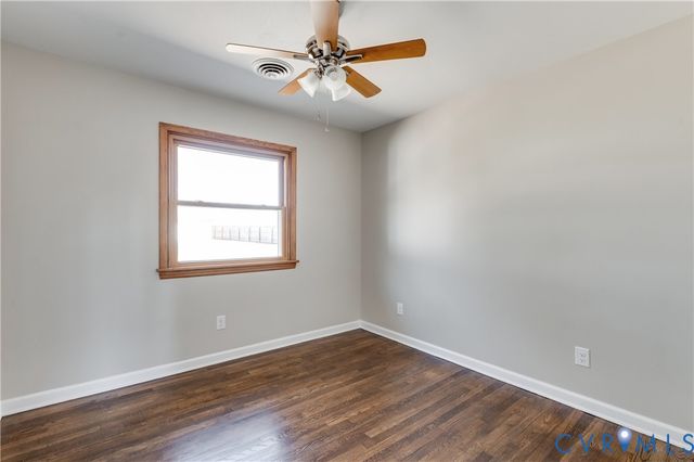 7276 Alpen Ln, Hanover, VA 23111