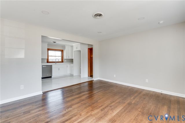 7276 Alpen Ln, Hanover, VA 23111