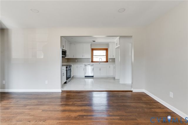 7276 Alpen Ln, Hanover, VA 23111