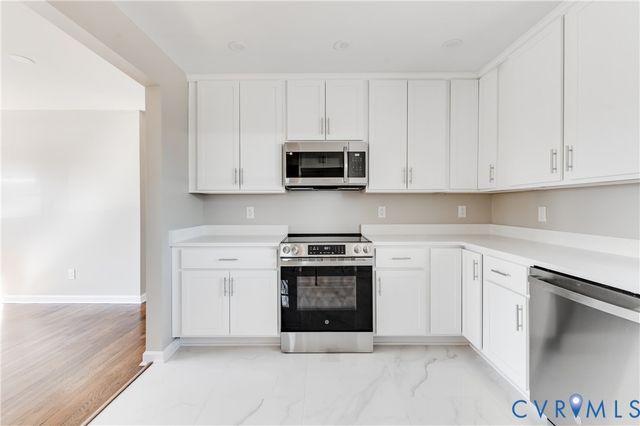 7276 Alpen Ln, Hanover, VA 23111