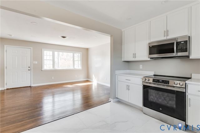 7276 Alpen Ln, Hanover, VA 23111