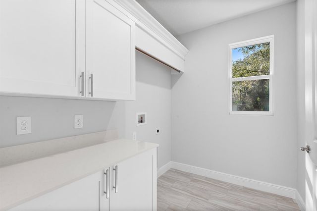 304 N Jungle Road, Geneva, FL 32732