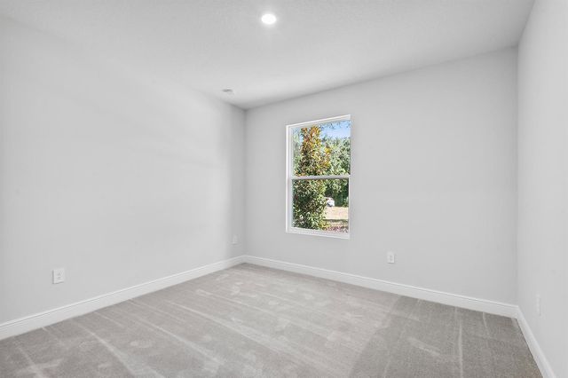 304 N Jungle Road, Geneva, FL 32732