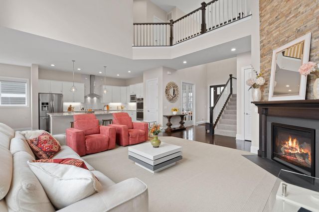 6015 Kimberly Lane N, Plymouth, MN 55446