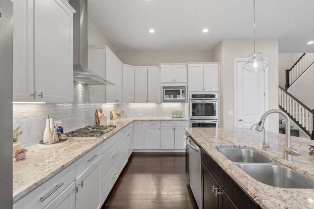 6015 Kimberly Lane N, Plymouth, MN 55446