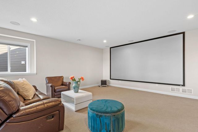 6015 Kimberly Lane N, Plymouth, MN 55446