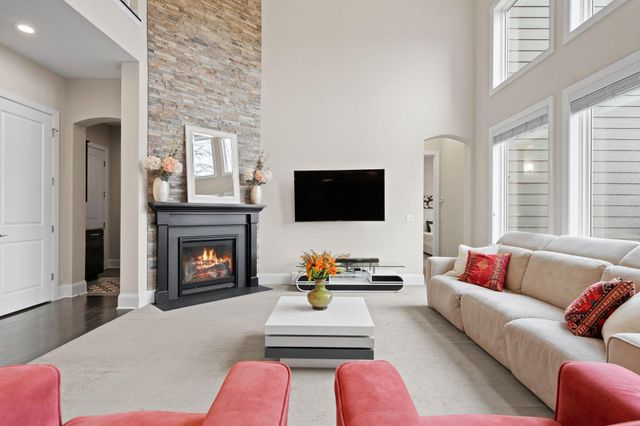 6015 Kimberly Lane N, Plymouth, MN 55446