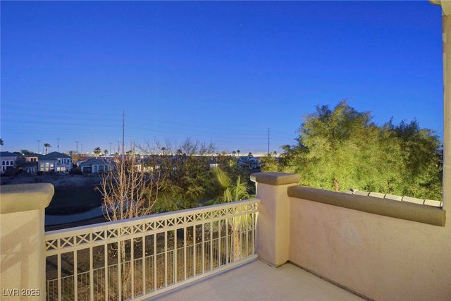 2952 Soft Horizon Way, Las Vegas, NV 89135