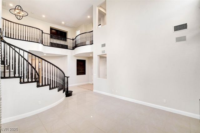 2952 Soft Horizon Way, Las Vegas, NV 89135