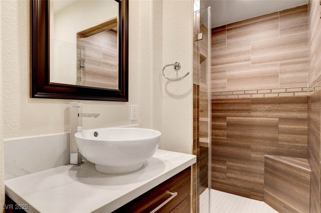 2952 Soft Horizon Way, Las Vegas, NV 89135