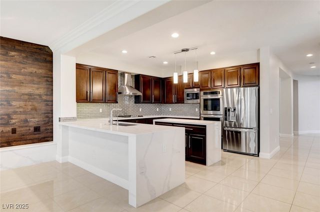 2952 Soft Horizon Way, Las Vegas, NV 89135