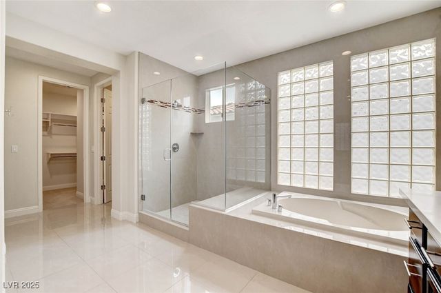 2952 Soft Horizon Way, Las Vegas, NV 89135