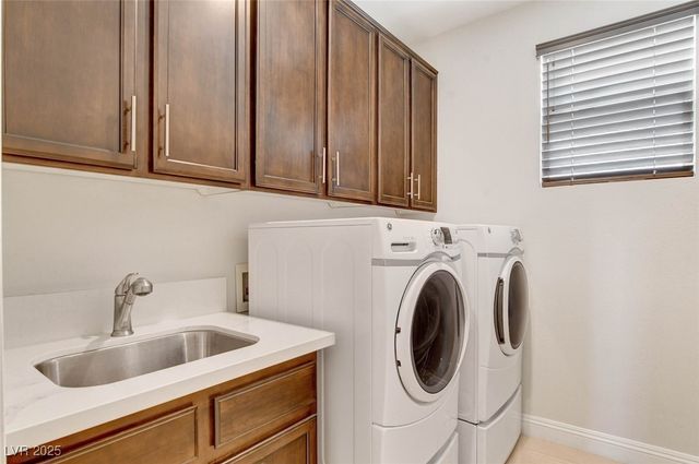 2952 Soft Horizon Way, Las Vegas, NV 89135