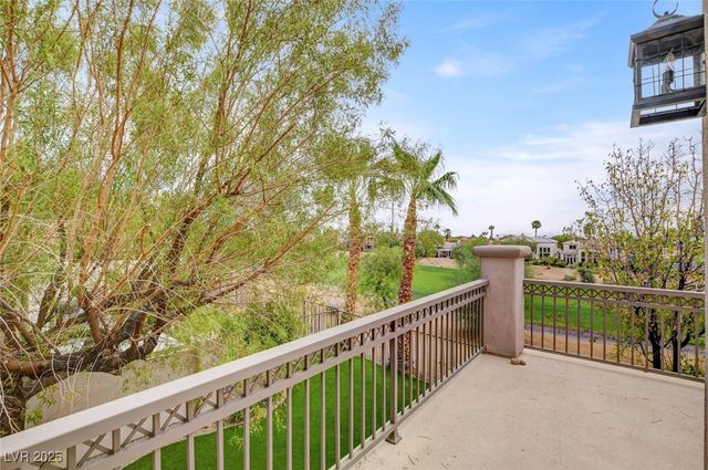 2952 Soft Horizon Way, Las Vegas, NV 89135
