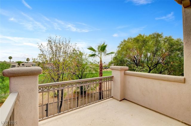 2952 Soft Horizon Way, Las Vegas, NV 89135