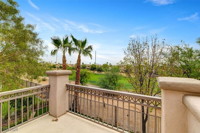 2952 Soft Horizon Way, Las Vegas, NV 89135