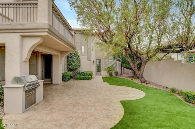 2952 Soft Horizon Way, Las Vegas, NV 89135