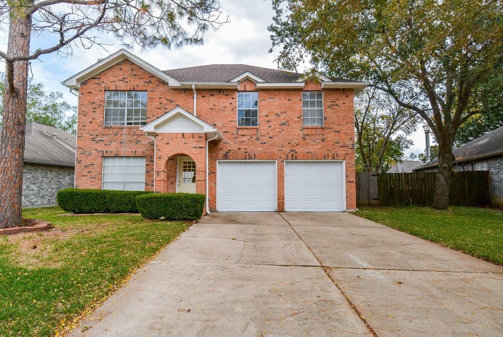 17023 Blue Mist Circle, Sugar Land, TX 77498