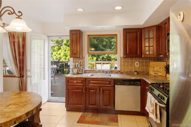 13 Pine Drive, Stony Point, NY 10980