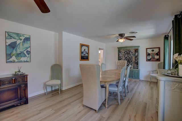 1902 E 18th ST, Georgetown, TX 78626