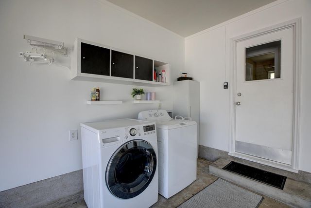 1902 E 18th ST, Georgetown, TX 78626