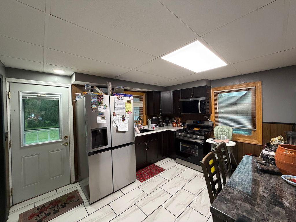 8225 Rutherford Avenue, Burbank, IL 60459 — photo 4