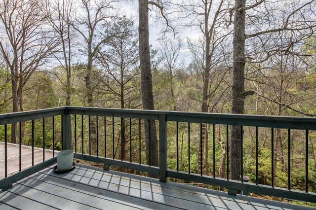 2140 Crystal Creek Drive, Frankfort, KY 40601