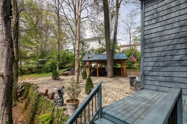 2140 Crystal Creek Drive, Frankfort, KY 40601
