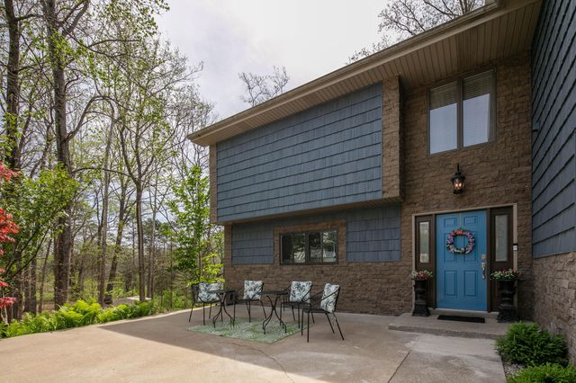 2140 Crystal Creek Drive, Frankfort, KY 40601