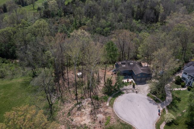 2140 Crystal Creek Drive, Frankfort, KY 40601