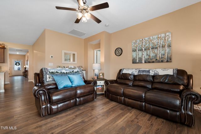 3097 Coyote Meadow, Piney Flats, TN 37686