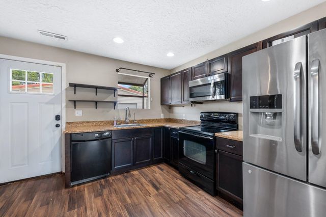 3717 E Pacific Ave, Spokane, WA 99202