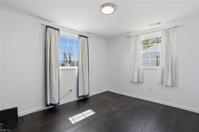 1515 Garrow CIR, Hampton, VA 23663