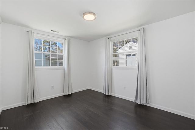 1515 Garrow CIR, Hampton, VA 23663