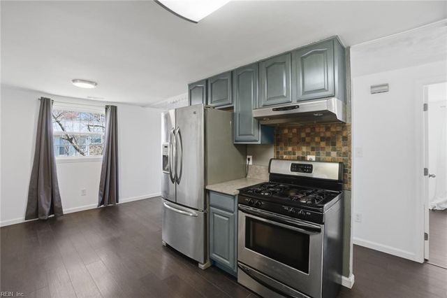 1515 Garrow CIR, Hampton, VA 23663