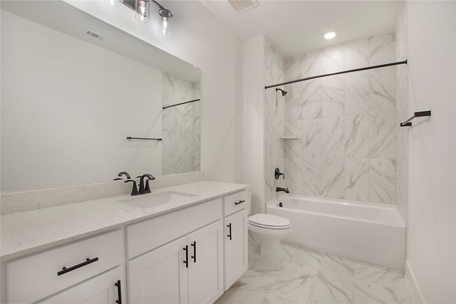 1240 Eureka Springs Street, Celina, TX 75078