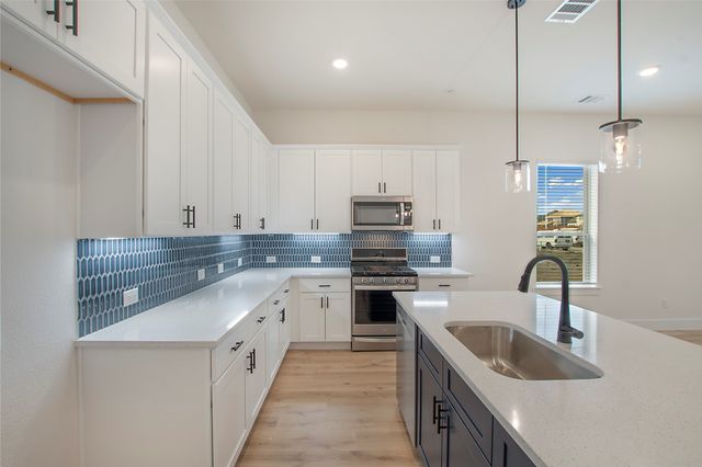 1240 Eureka Springs Street, Celina, TX 75078