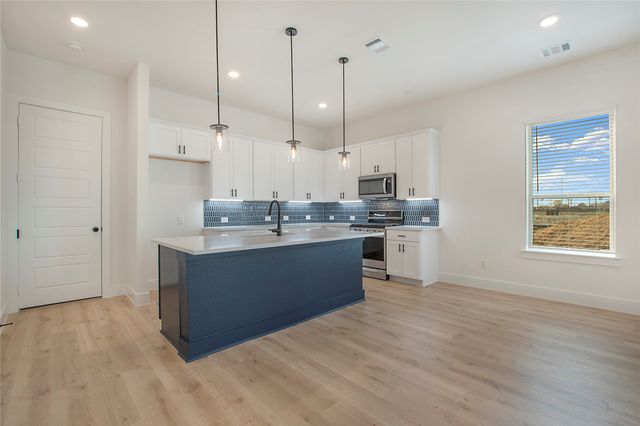 1240 Eureka Springs Street, Celina, TX 75078