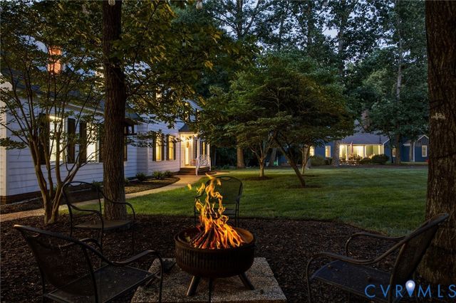 14400 Galloway Ct, Midlothian, VA 23113