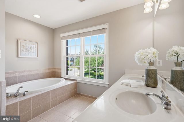 21770 POOLE CT, Broadlands, VA 20148