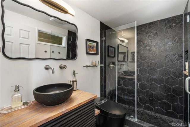 9201 Grundy Lane, Chatsworth, CA 91311