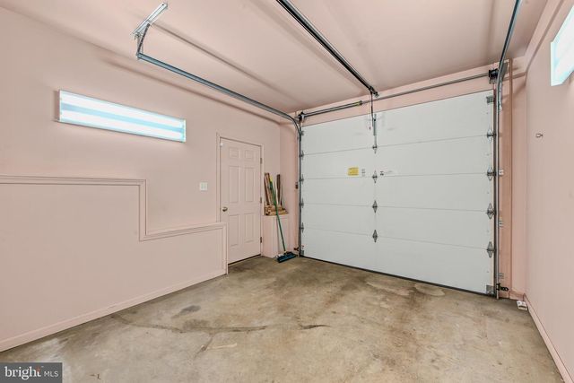 355 SANDSTONE LN, Berkeley Springs, WV 25411