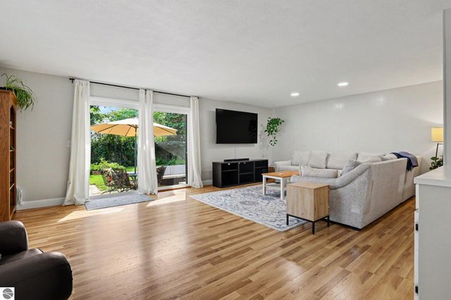 1354 Herrick #NE, Grand Rapids, MI 49505