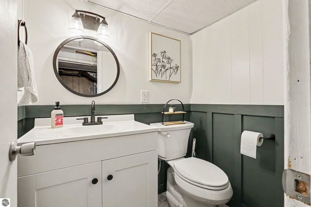 1354 Herrick #NE, Grand Rapids, MI 49505