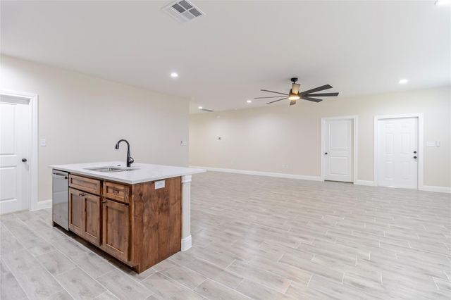 303 Bobs TRL D, Bastrop, TX 78602