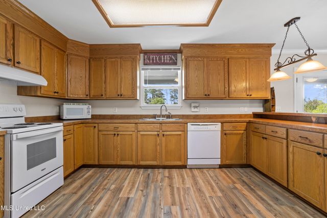 5026 Kilimanjaro Street, Bay Saint Louis, MS 39520